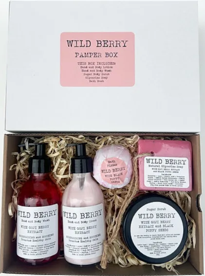 Wild Berry Bath & Body Gift Set - Image 2